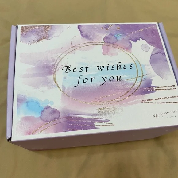 NWT Gift Set - Picture 3 of 3